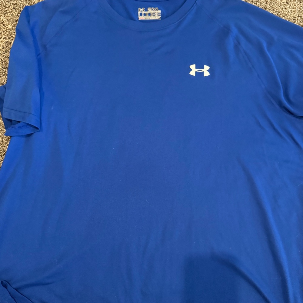 Under armor shirt